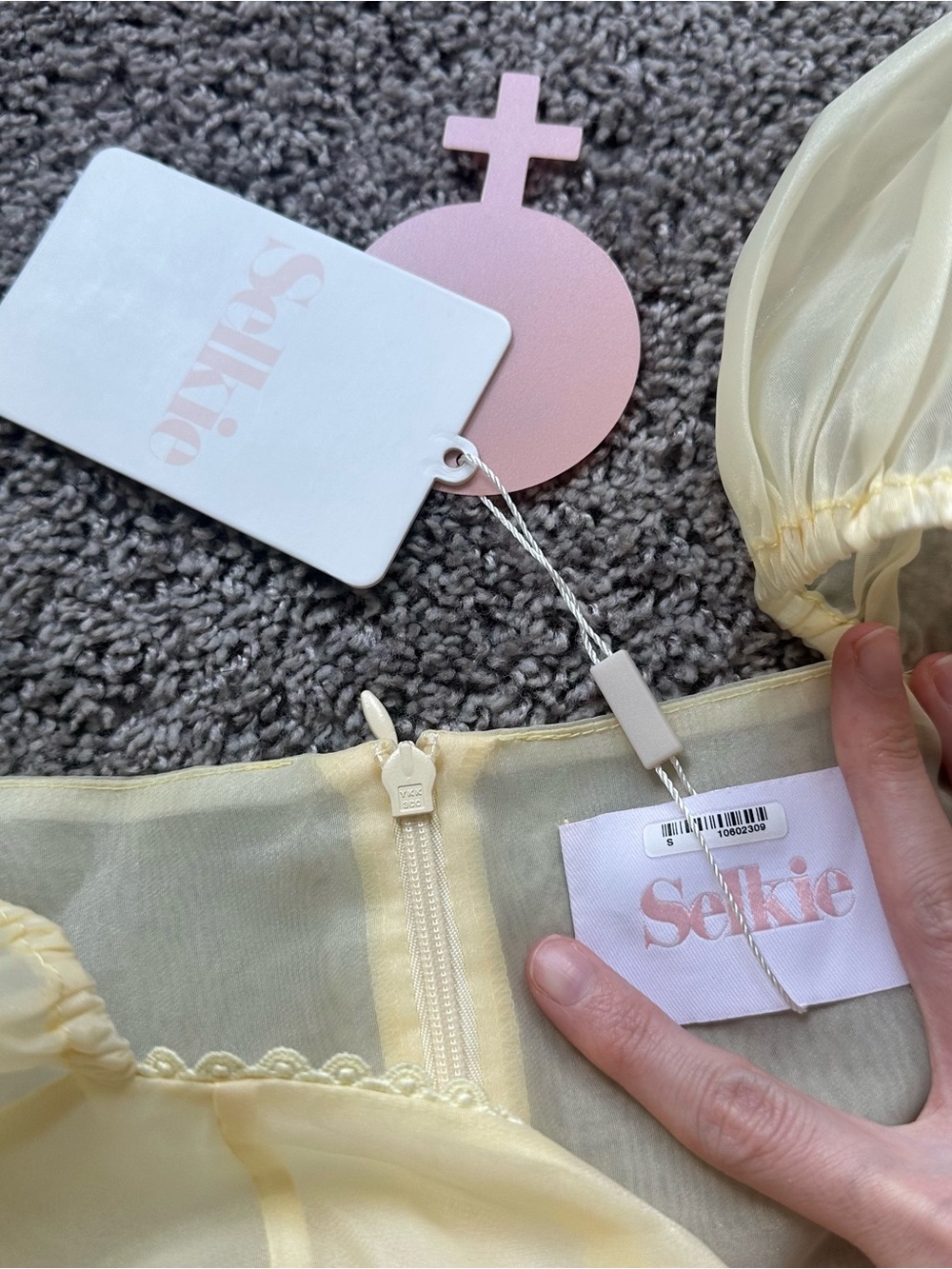 Selkie Pale baby Banana Yellow Puff-Sleeve Babydoll Mini Dress - Picture 7 of 8